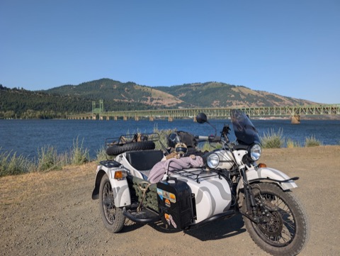 Nap-level relaxed at Hood River, bridge and all. The Gorge approves.